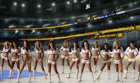 NHL Betting Free Pick - Canucks vs Predators Preview